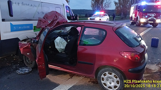 Zdrogovaná řidička, která bourala na Plzeňsku, chtěla zabít sebe i osmiletou dceru