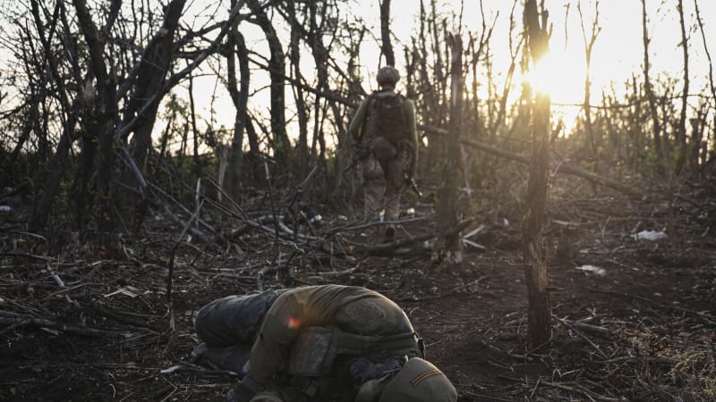 Nesbírejte doklady mrtvých: Rusko šetří na odškodném za padlé vojáky, popisuje člen jednotky