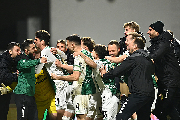 Jablonec - Slavia 3:2 po pen., lídr ligy končí ve čtvrtfinále poháru, nezvládl rozstřel