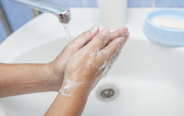 Devět nakažených žloutenkou z pražské restaurace. Onemocněli štamgasti i majitel