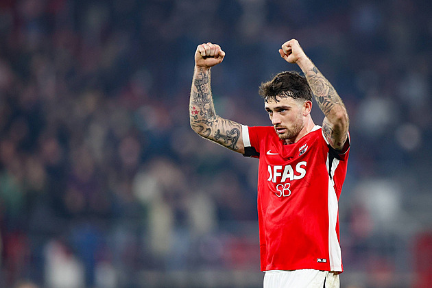 Říkali mu nový Kane, Parrott se ale dlouho hledal. Teď je hrozbou pro Spartu i repre