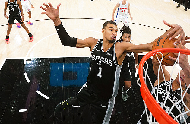 NBA v Česku? Řeší se zahajovací zápas sezony. Velvyslanec v USA prozradil detaily