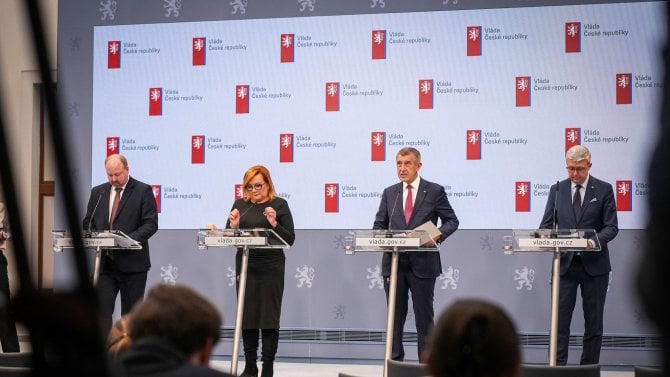 Rušení koncesionářských poplatků? Podle vlády ano, ale od července a jen pro někoho