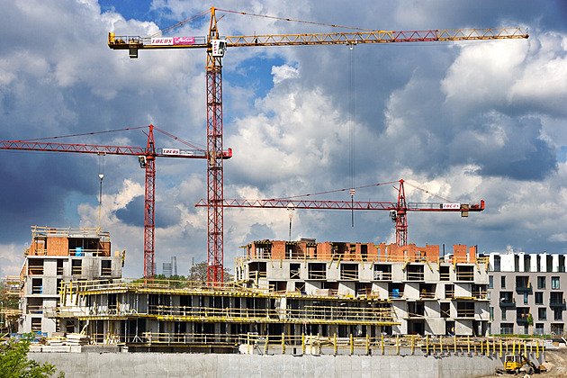 Do dvou let povolení na tři tisíce bytů, Praha chce krotit krizi dostupného bydlení