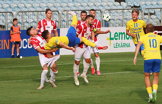 Zbrojovka ošklivě klopýtla, v Opavě dostala čtyři góly. Neuspěl ani Artis