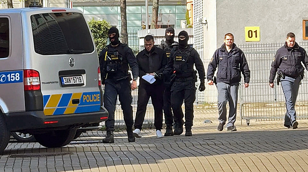 Beránek jde za napadení pacienta v Bohnicích do vazby. Hrozí mu 12 let vězení