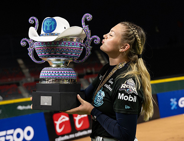 Fotbalisti, těšte se! Softbalistka o Mexiku, nadmořské výšce i vojácích na hřišti