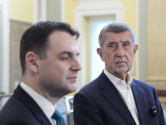 Vláda upravila seznam letů. Plánovaná cesta na summit NATO zmizela