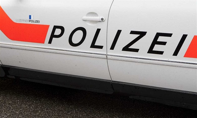 Muž na nádraží ve švýcarském Winterthuru pobodal tři lidi. Policie ho zadržela