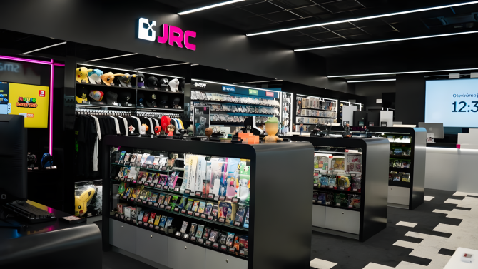 Legendární JRC po 30 letech definitivně končí. Od července vypne i svůj e-shop, hráče odkáže na Smarty.cz