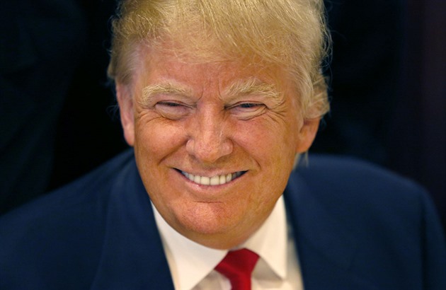 Trump bude slavit na MMA show v Bílém domě. Zpozdí se kvůli tomu i summit G7
