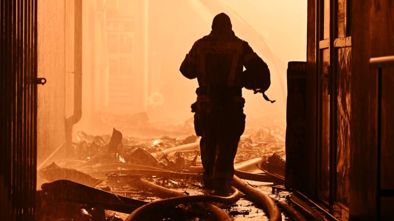 Masivní úder v Kerčském průlivu. Hoří obě strany tepny, Ukrajina zasáhla ropné sklady